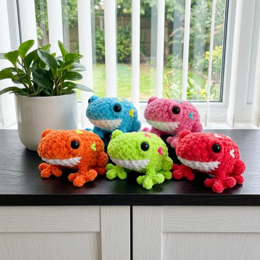 9 Best-Loved Amigurumi Patterns, One Bundle 💕 Make a Whole Plushie Family